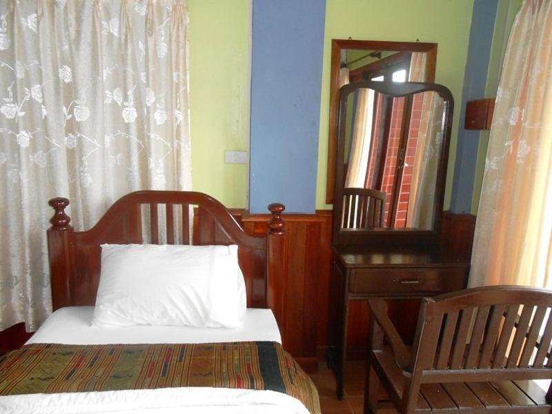 Domon Hotel Vang Vieng Bagian luar foto
